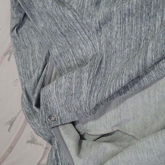 Grey danskin sweater - Picture 3 of 3